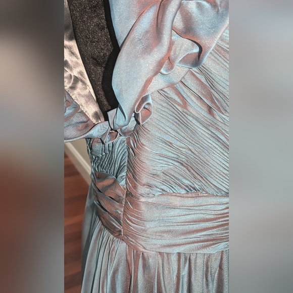 NWT Mac Duggal Organza One-Shoulder Pleated Gown Maxi Dress Fusion Blue US 10 - Picture 4 of 10